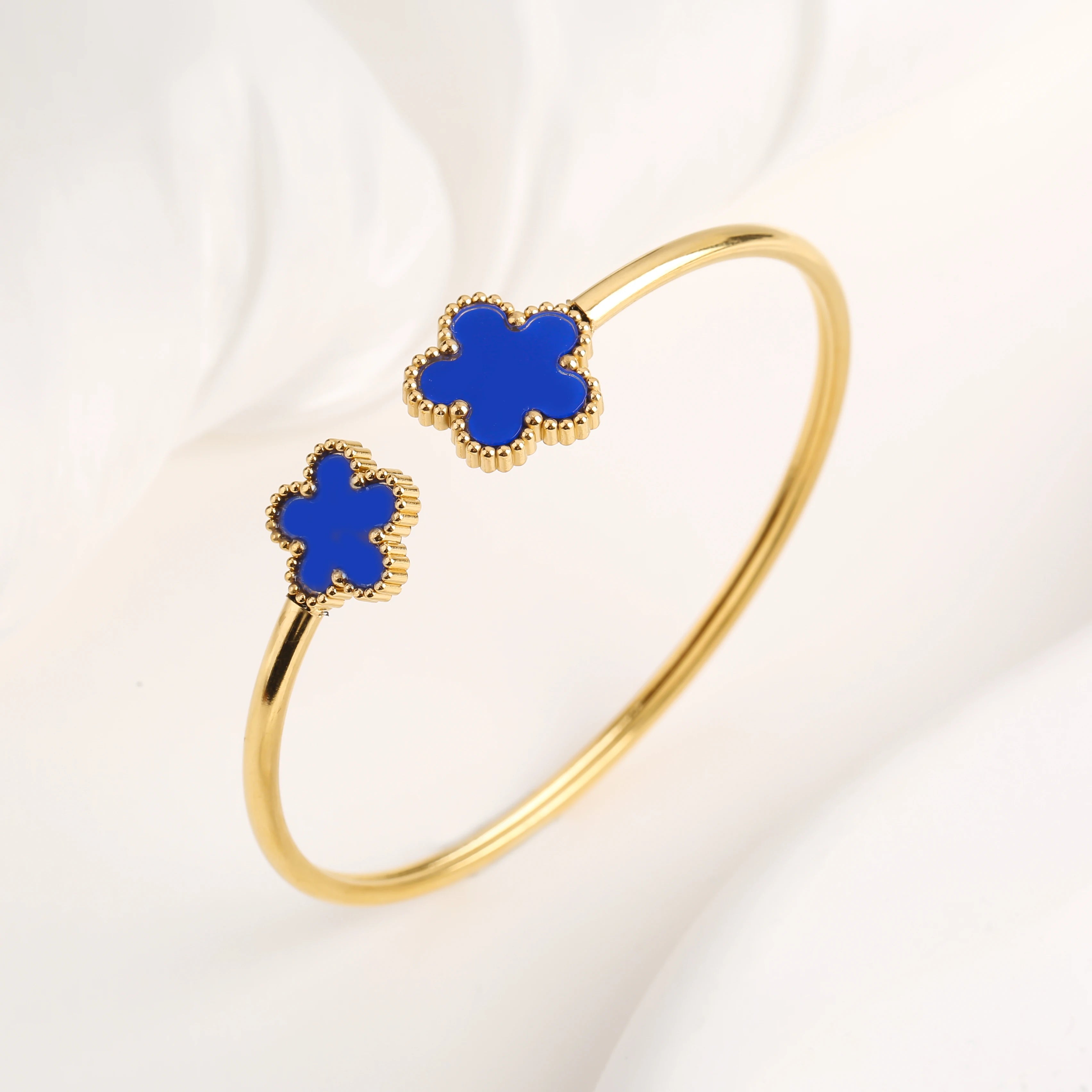 Elegant Gold Cuff