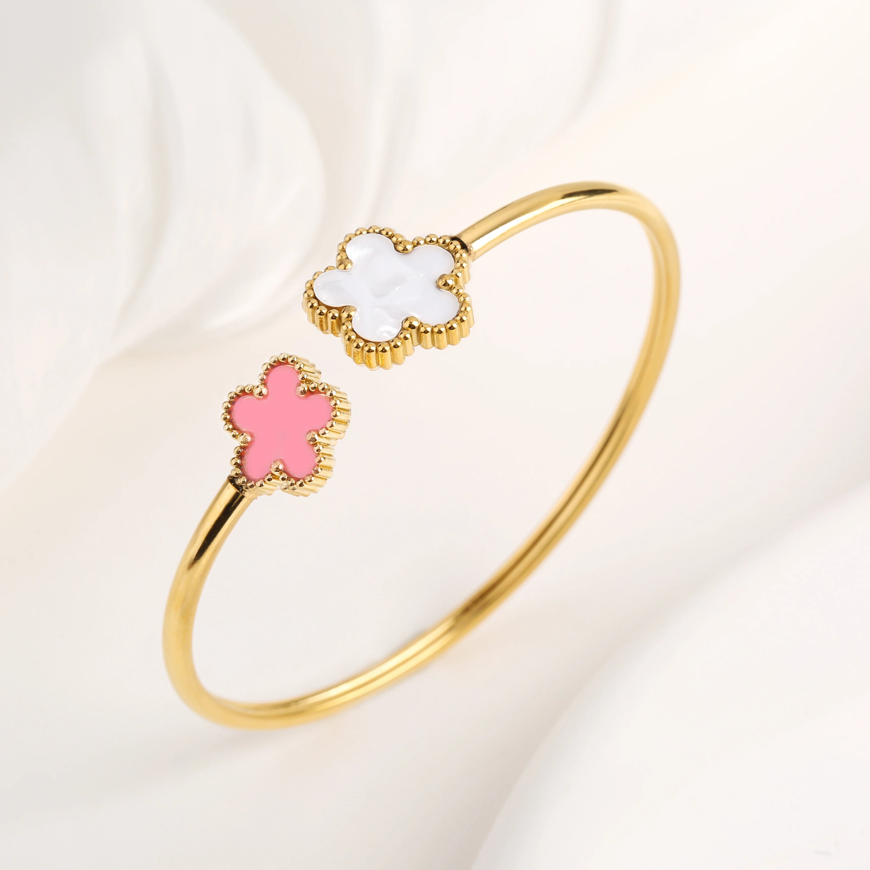 Elegant Gold Cuff